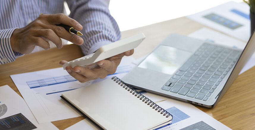 Consultoria Financeira para Profissionais da Saude Ajustando as Contas Apos as Ferias