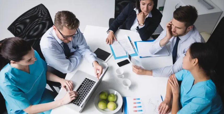 Da Receita ao Legado: Guia Financeiro Estratégico para Médicos Empreendedores Da Receita ao Legado: Guia Financeiro Estratégico para Médicos Empreendedores